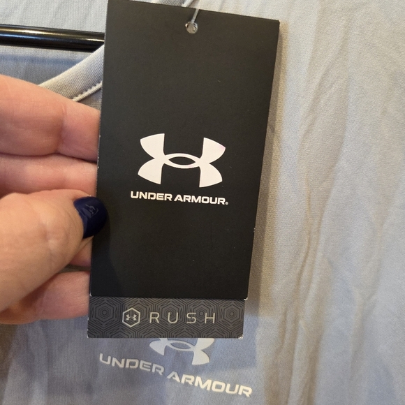 Under Armour Women's XL Rush Vanish Energy SS 2.0 T-Shirt  New Loose Fit - Picture 3 of 11